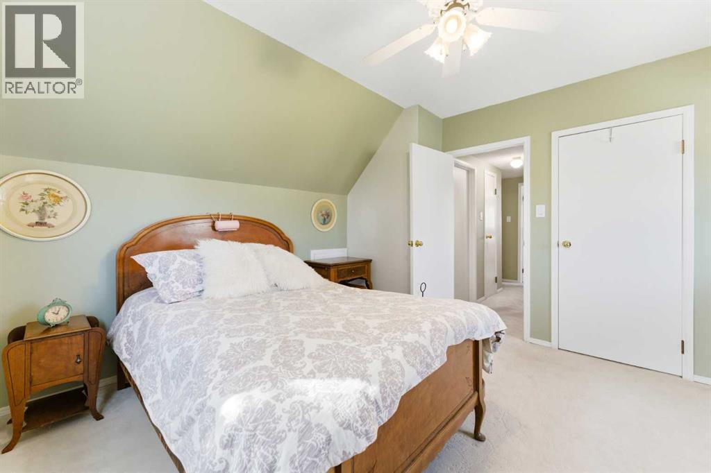 803 Seattle Drive SW, Calgary, Alberta  T2W 0M9 - Photo 20 - A2305853