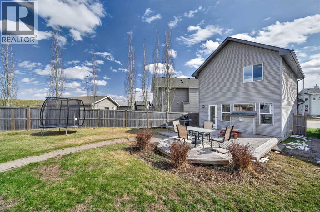78 Cranberry Close SE, Calgary, Alberta  T3M 0B4 - Photo 8 - A2307061