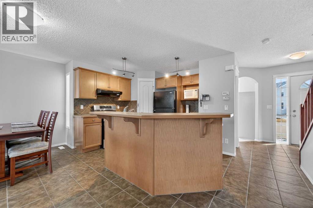 78 Cranberry Close SE, Calgary, Alberta  T3M 0B4 - Photo 14 - A2307061