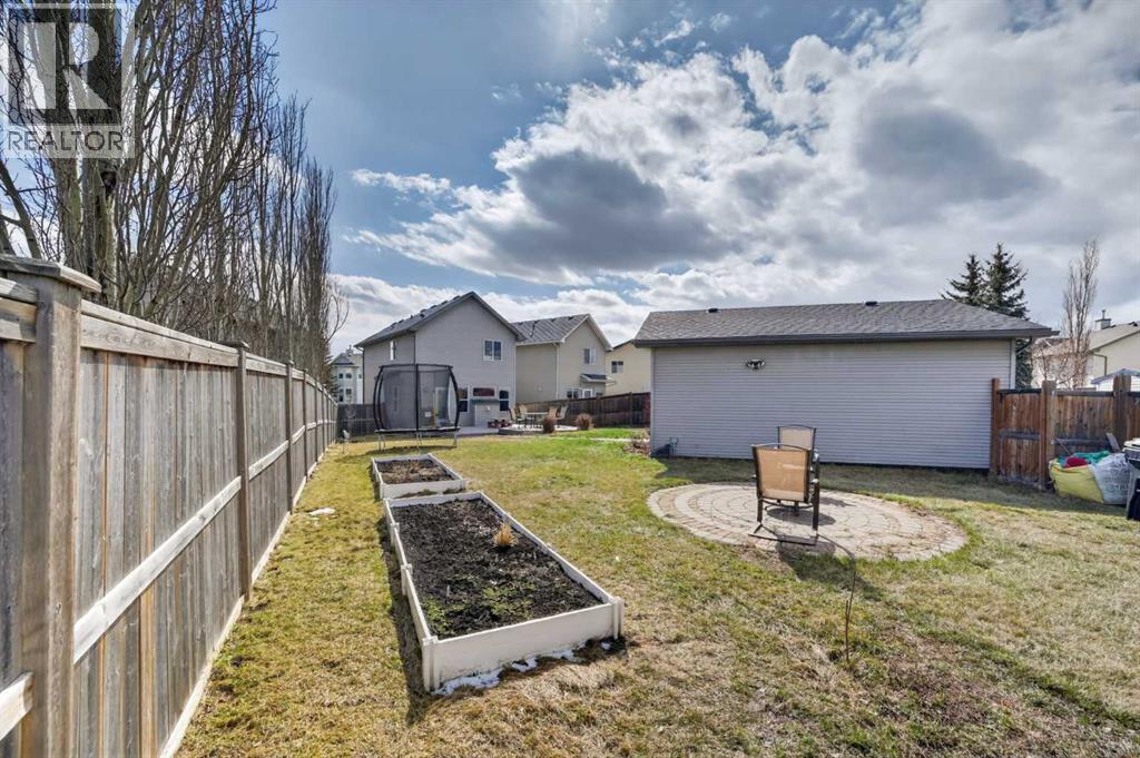 78 Cranberry Close SE, Calgary, Alberta  T3M 0B4 - Photo 7 - A2307061