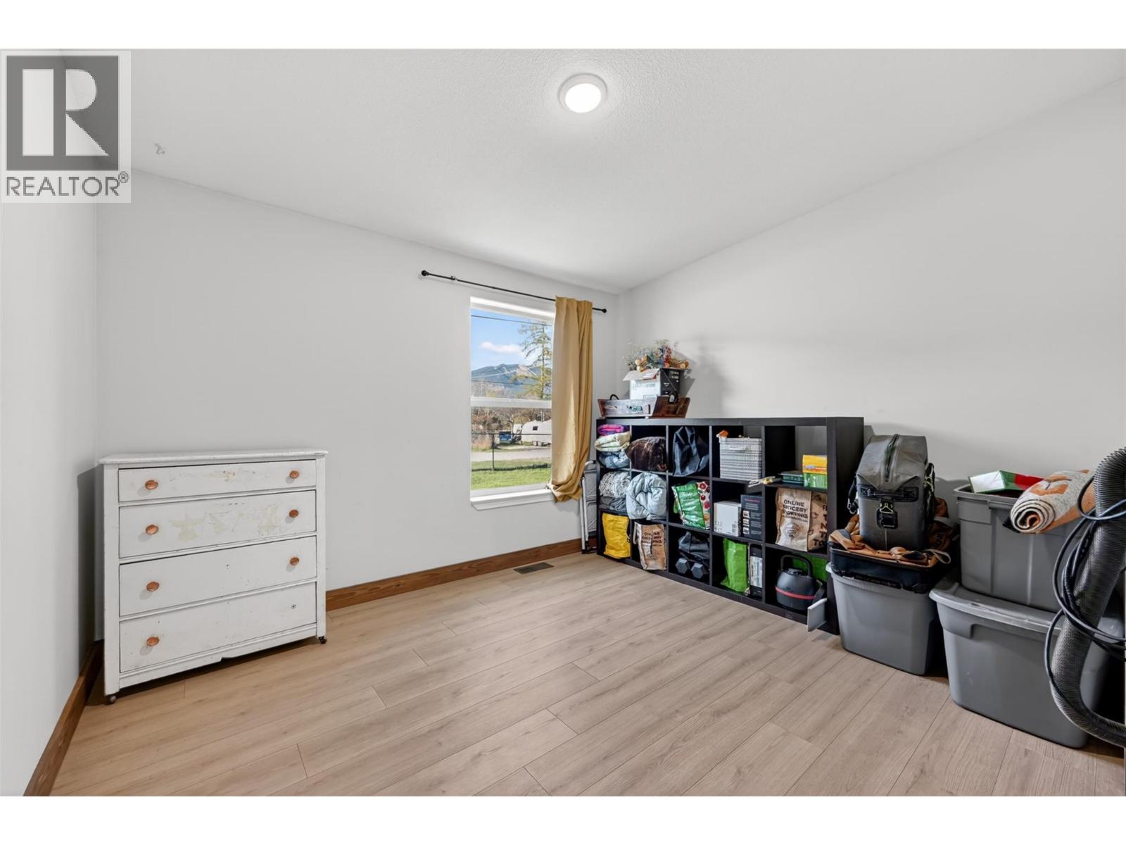 9208 Wallis Avenue, Wilmer, British Columbia  V0A 1K5 - Photo 18 - 10385362