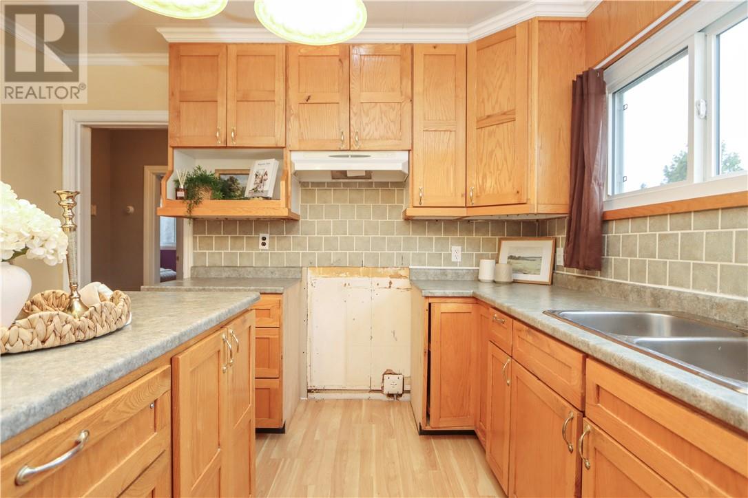 35 Caruso Street, Greater Sudbury, Ontario  P0M 1M0 - Photo 17 - 2127380