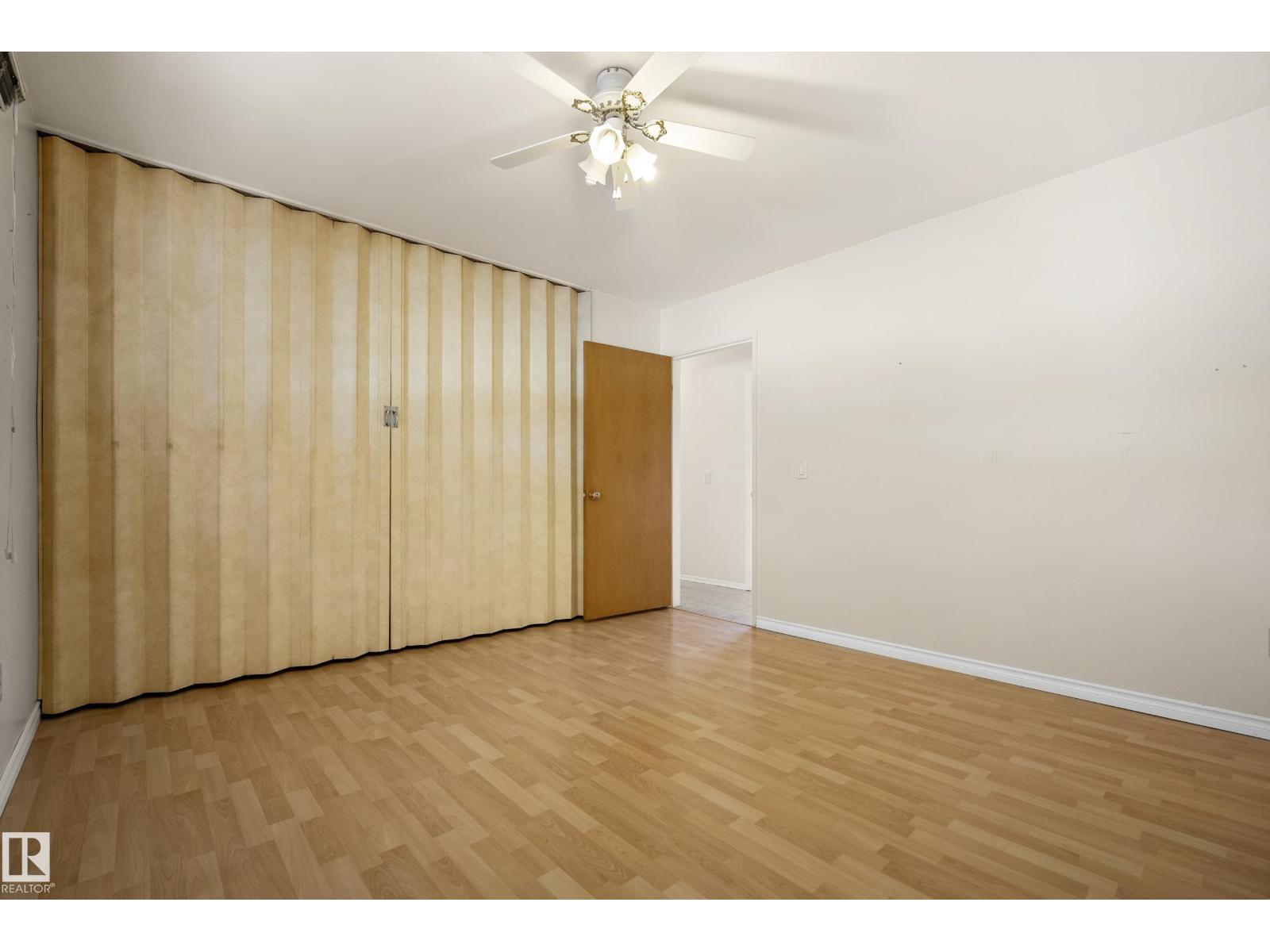 10504 45 St Nw, Edmonton, Alberta  T6A 1X3 - Photo 19 - E4485363