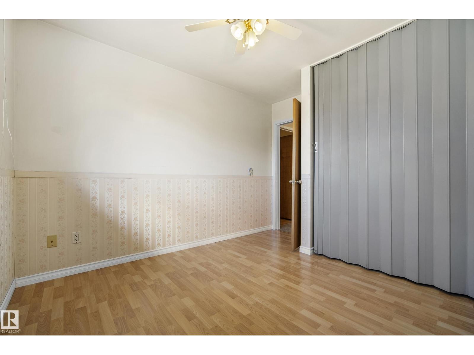 10504 45 St Nw, Edmonton, Alberta  T6A 1X3 - Photo 23 - E4485363