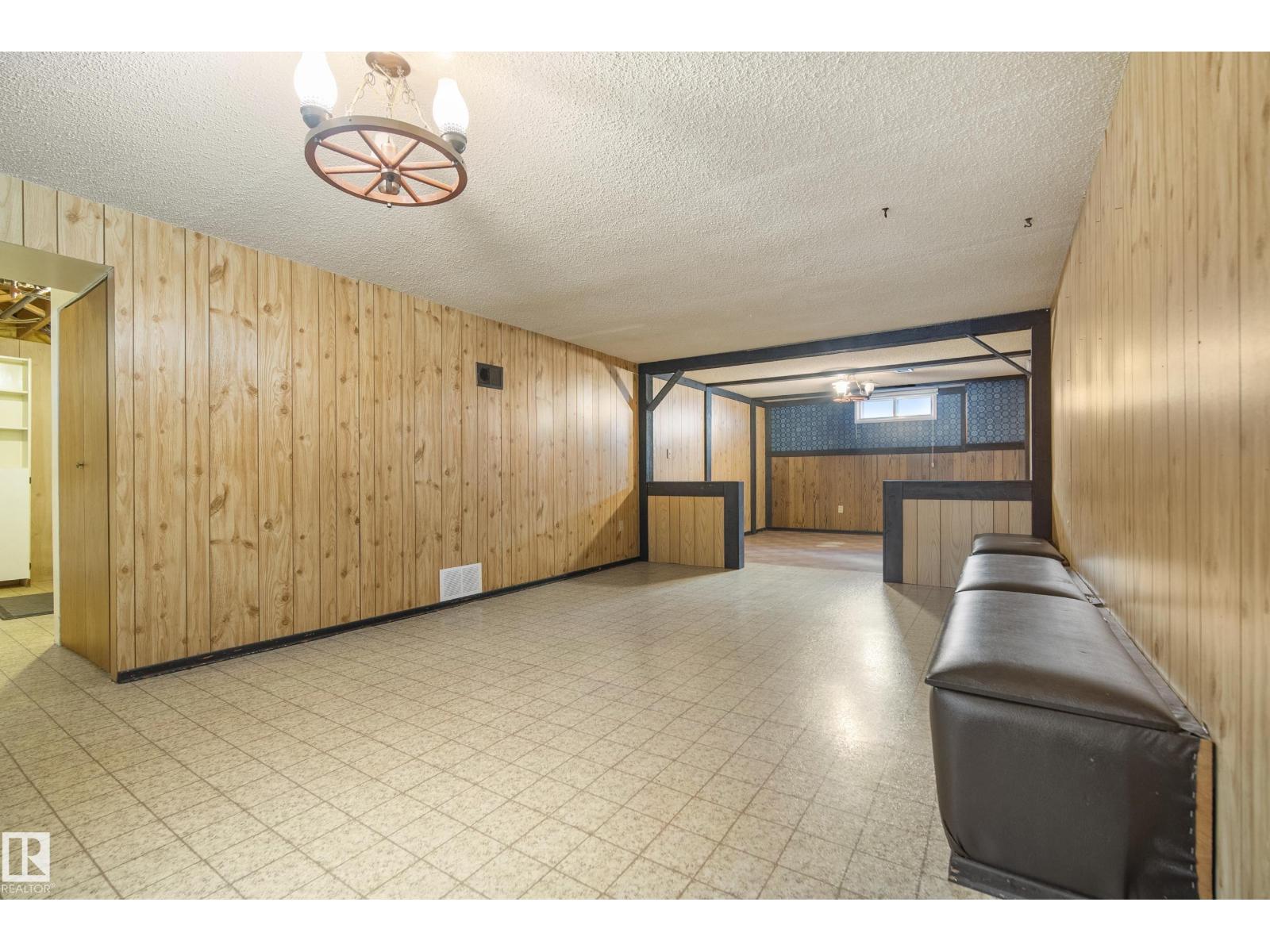 10504 45 St Nw, Edmonton, Alberta  T6A 1X3 - Photo 28 - E4485363