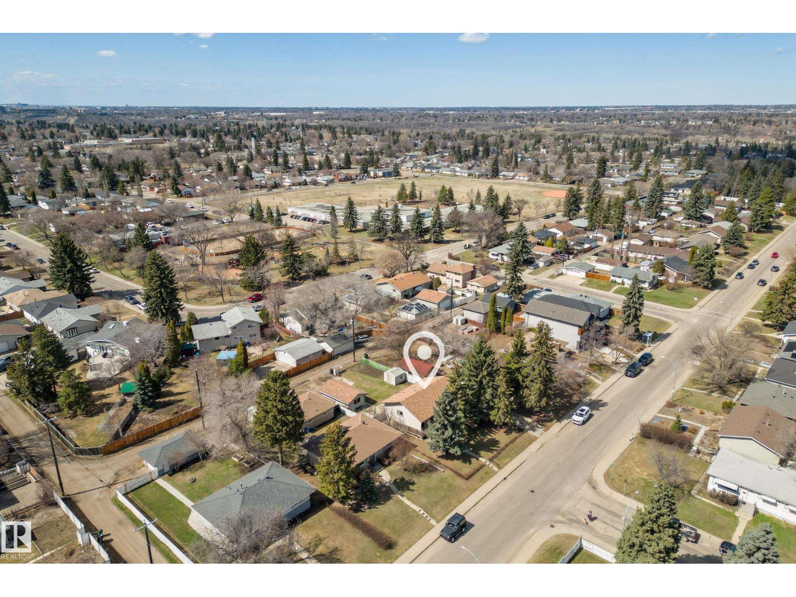 10504 45 St Nw, Edmonton, Alberta  T6A 1X3 - Photo 43 - E4485363