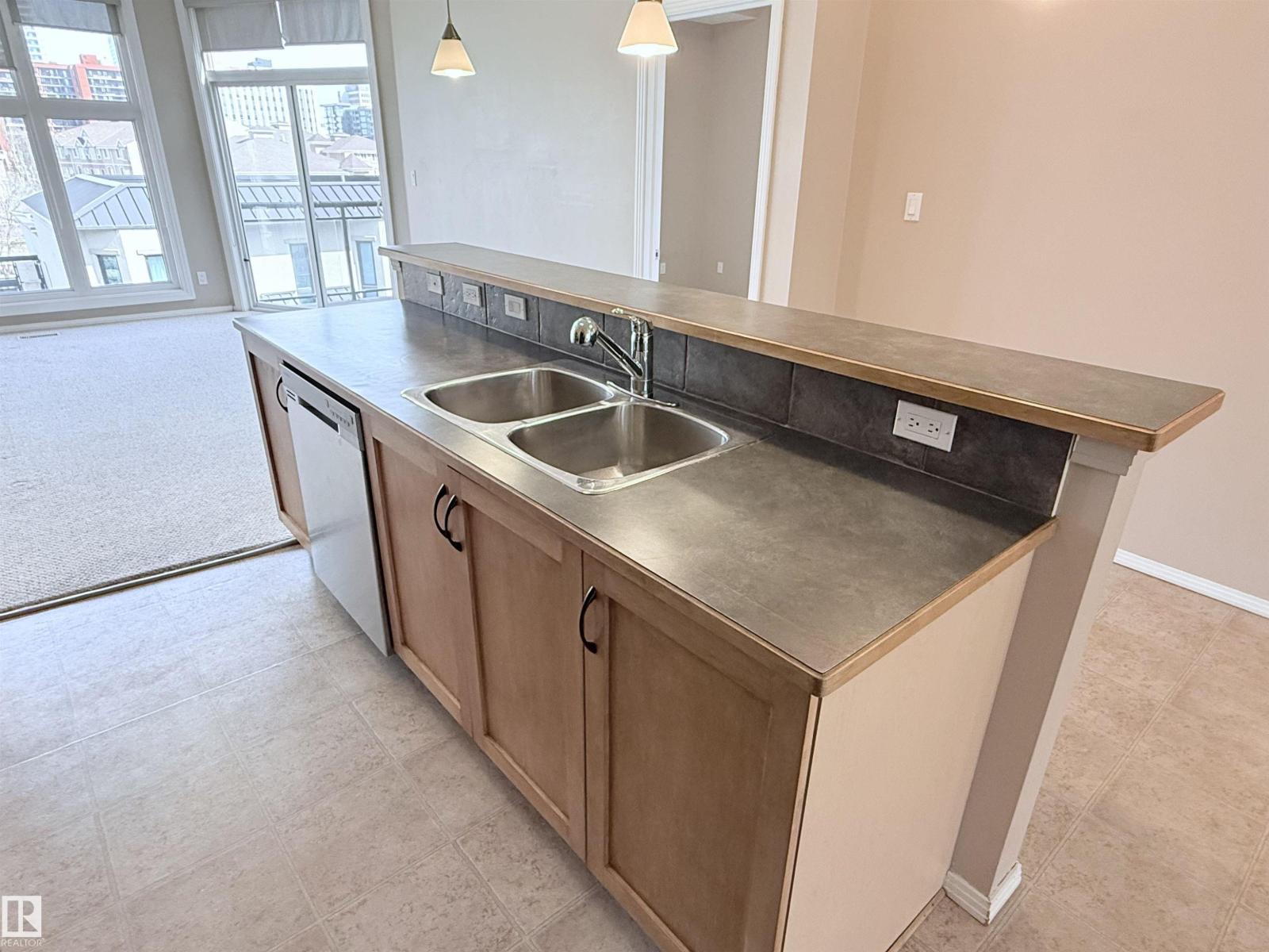 #513 10147 112 St Nw, Edmonton, Alberta  T5K 1M1 - Photo 7 - E4485364