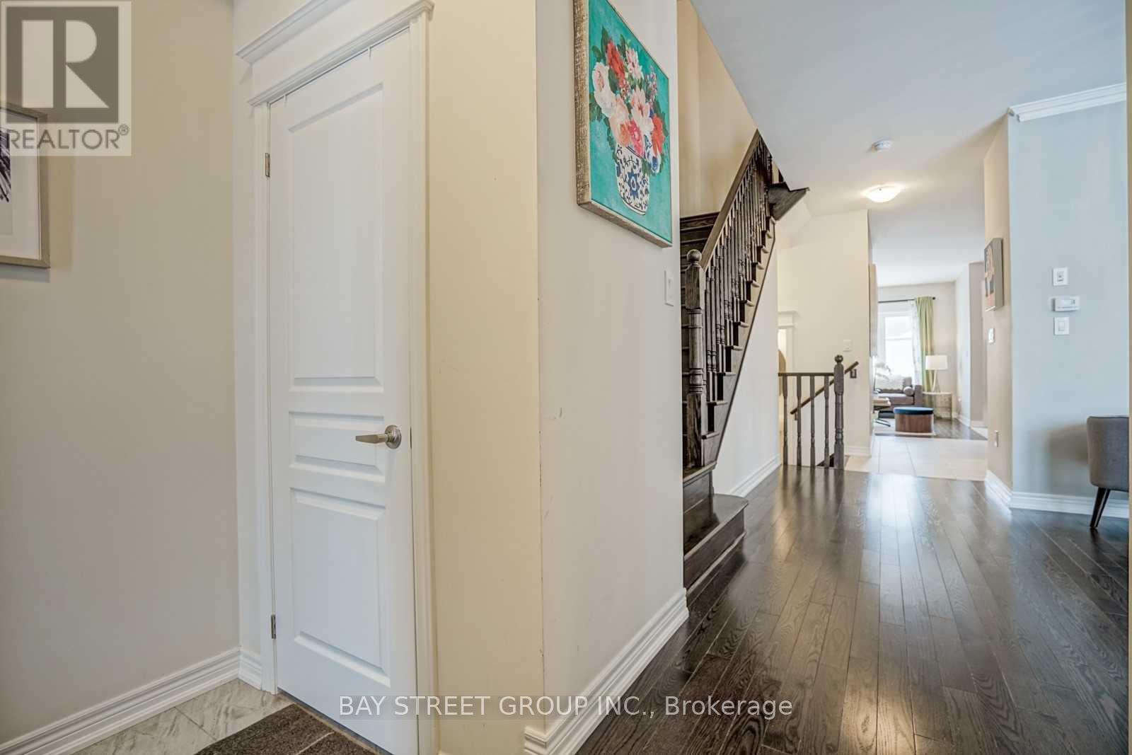 24 Plantain Lane, Richmond Hill, Ontario  L4E 1B9 - Photo 2 - N13073074