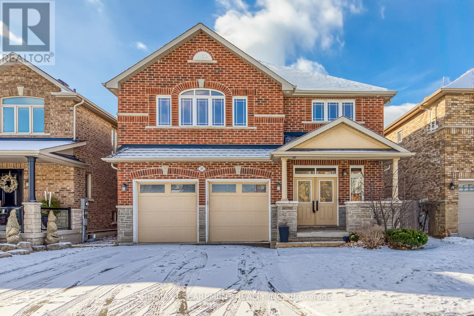 2492 Chaplin Road, Oakville, Ontario  L6H 0A4 - Photo 1 - W13073052