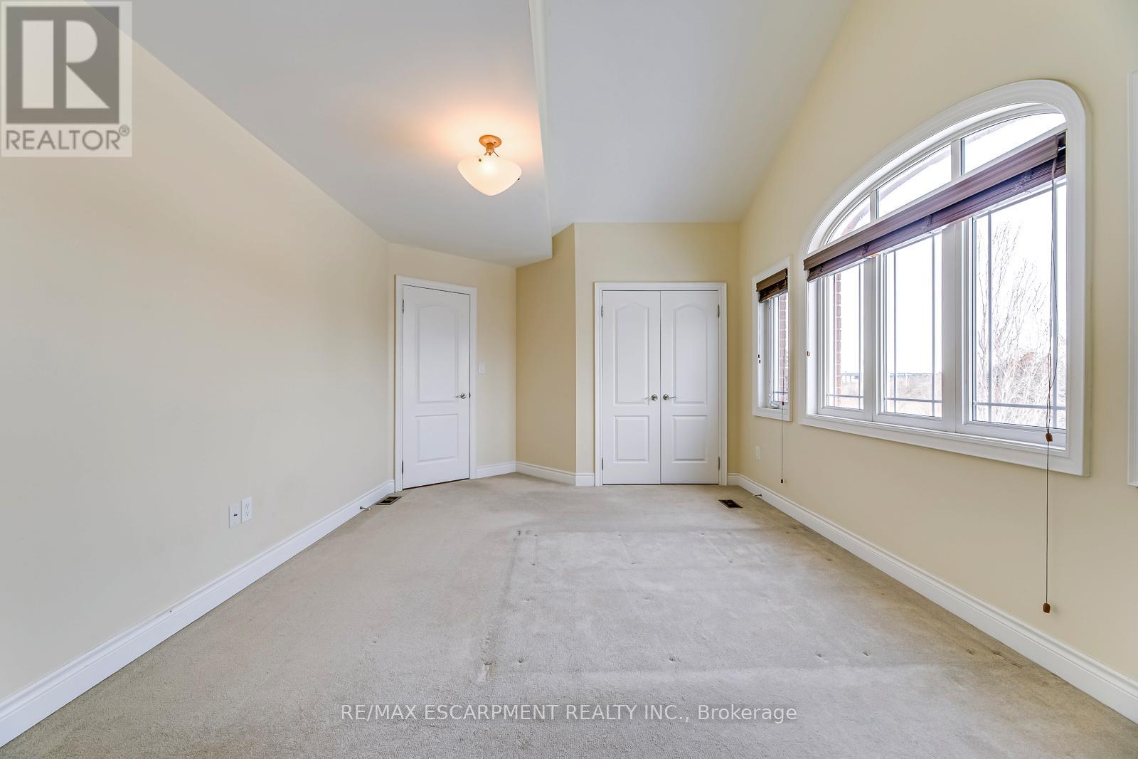 2492 Chaplin Road, Oakville, Ontario  L6H 0A4 - Photo 22 - W13073052