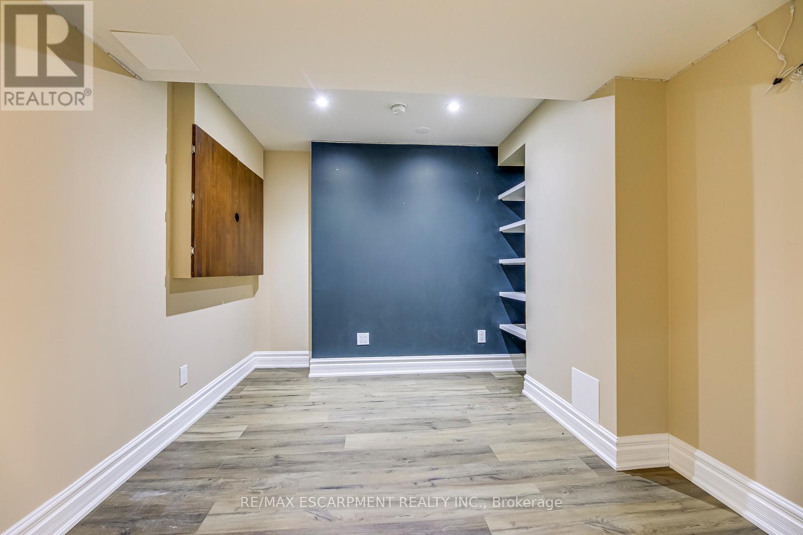 2492 Chaplin Road, Oakville, Ontario  L6H 0A4 - Photo 31 - W13073052