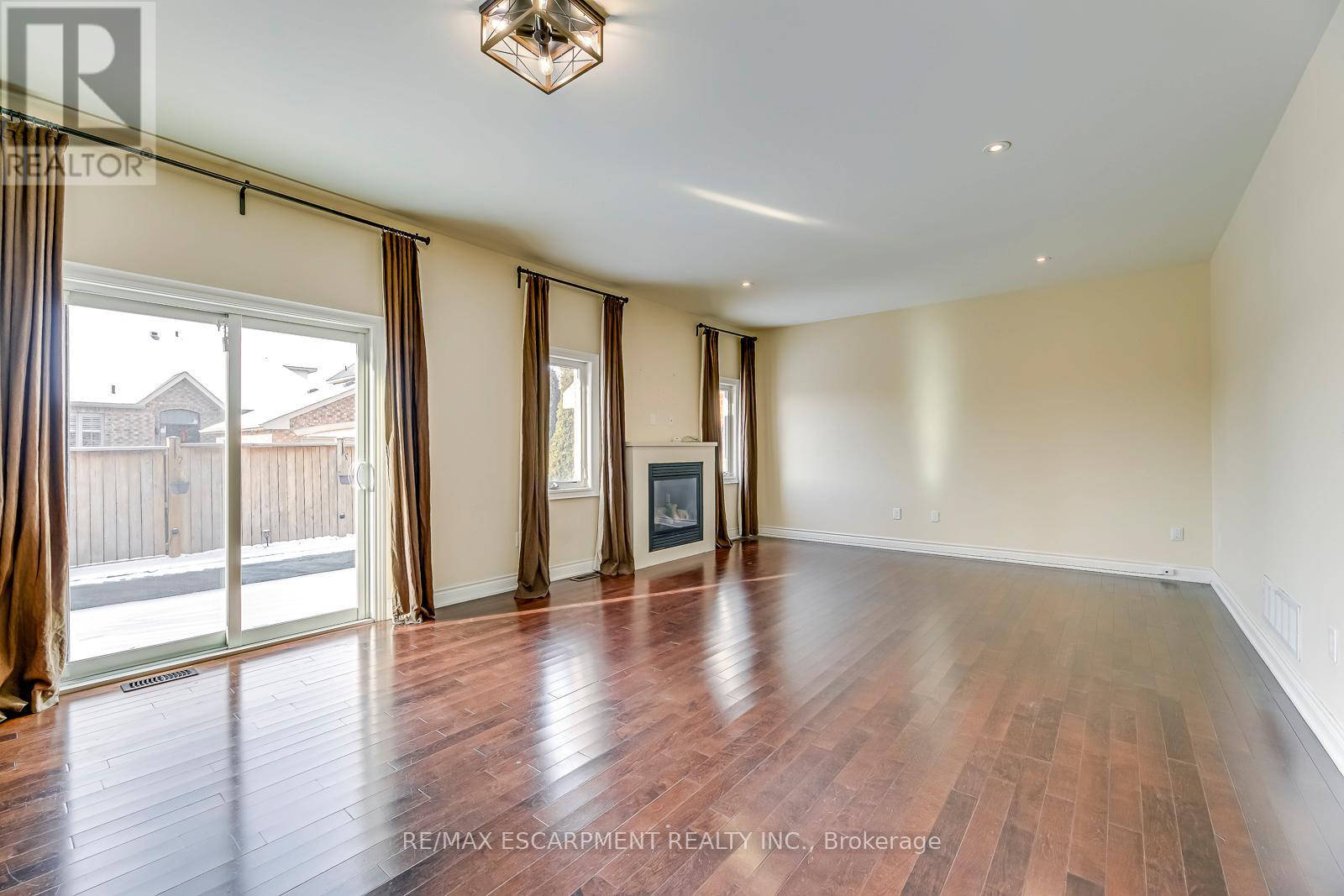 2492 Chaplin Road, Oakville, Ontario  L6H 0A4 - Photo 9 - W13073052