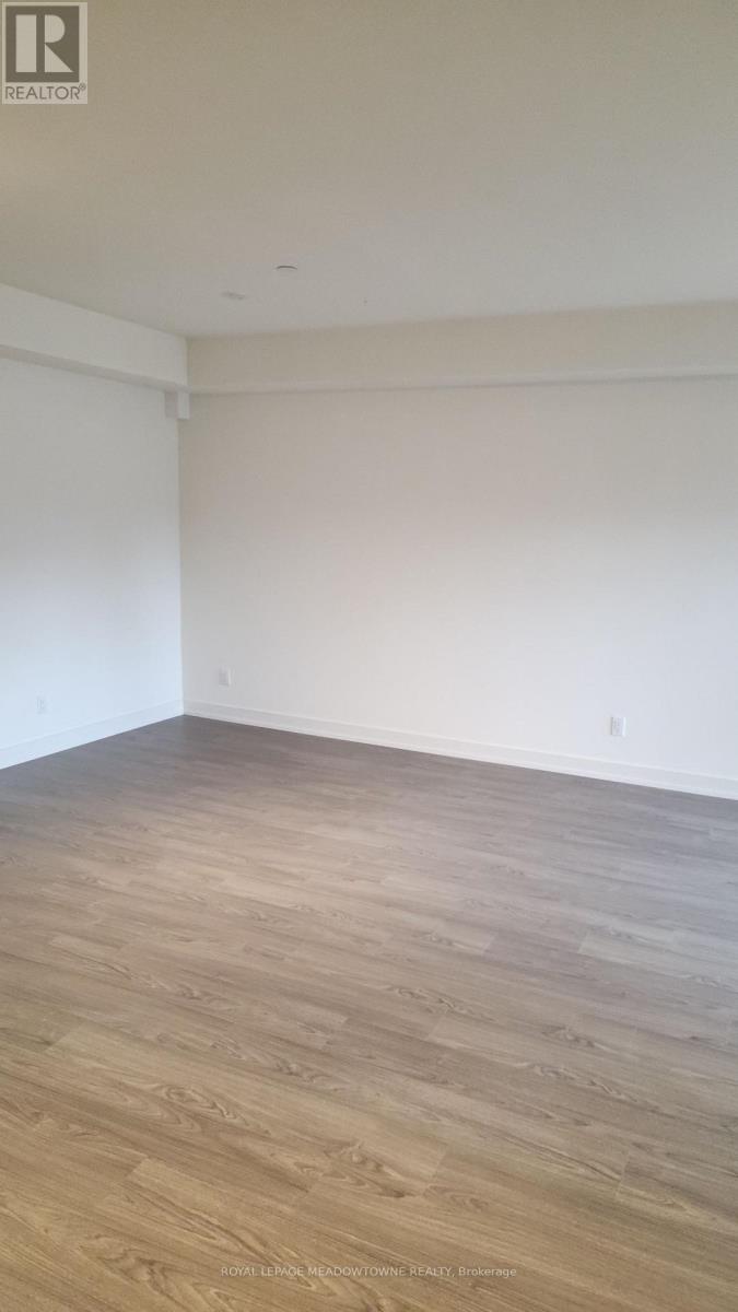 106b - 16 Melbourne Avenue Nw, St. Catharines (E. Chester), Ontario  L2P 3J8 - Photo 6 - X13073080