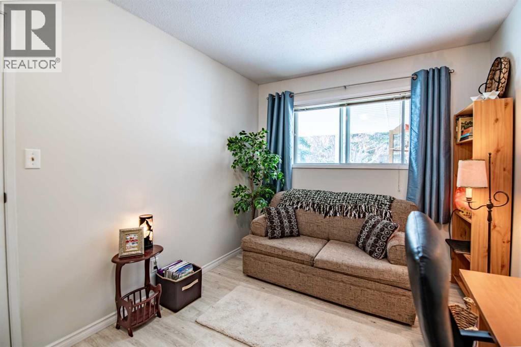9 Rutherford Place, Red Deer, Alberta  T4P 3L1 - Photo 24 - A2305879