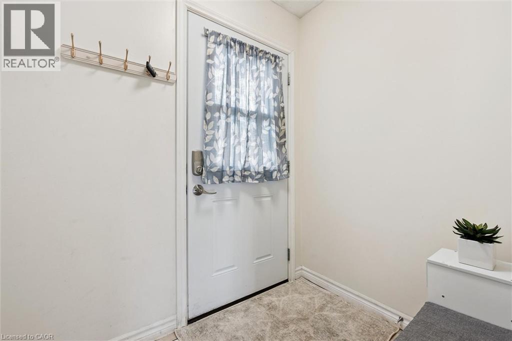 415 Bairstow Crescent Unit# 5, Waterloo, Ontario  N2K 2H7 - Photo 5 - 40810141