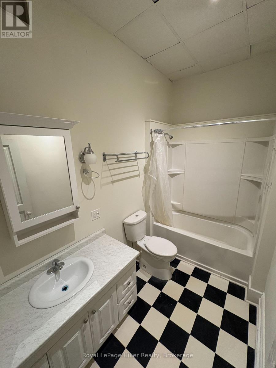 34 Ontario Street, Stratford, Ontario  N5A 3G8 - Photo 8 - X12501566