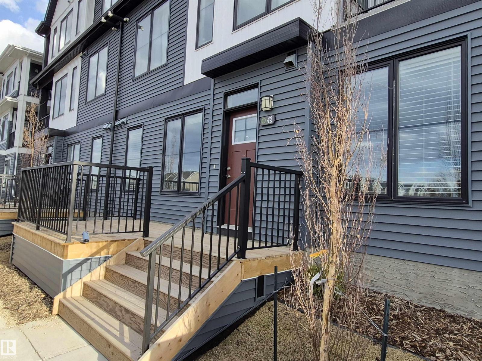 #42 6905 25 AV SW, edmonton, Alberta