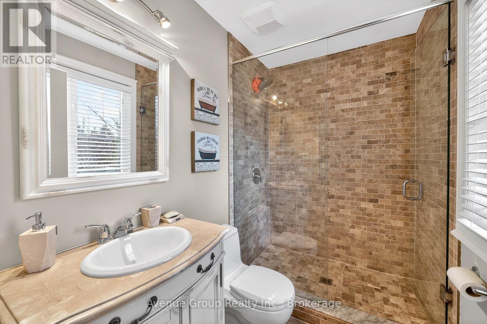 7 Longview Crescent, Vaughan, Ontario  L4H 1A7 - Photo 30 - N12922184