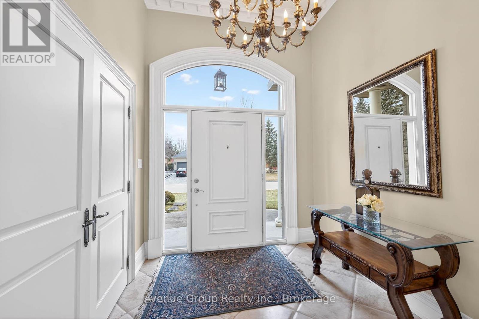 7 Longview Crescent, Vaughan, Ontario  L4H 1A7 - Photo 4 - N12922184