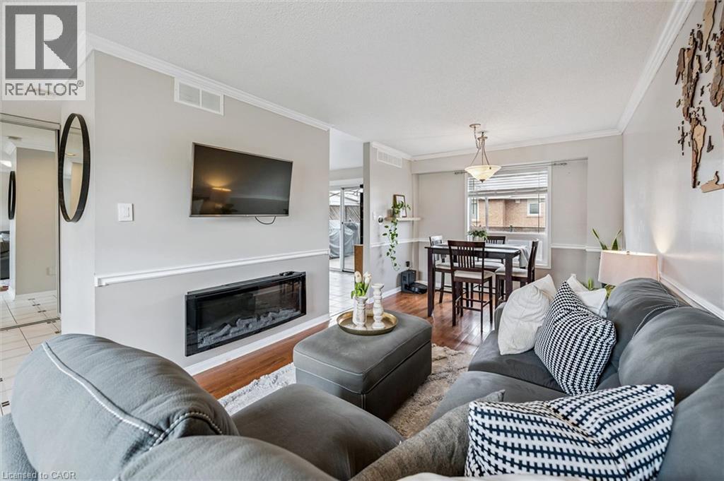 238 Langlaw Drive, Cambridge, Ontario  N1P 1B6 - Photo 11 - 40826398