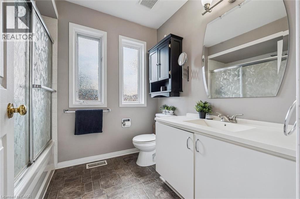 238 Langlaw Drive, Cambridge, Ontario  N1P 1B6 - Photo 25 - 40826398