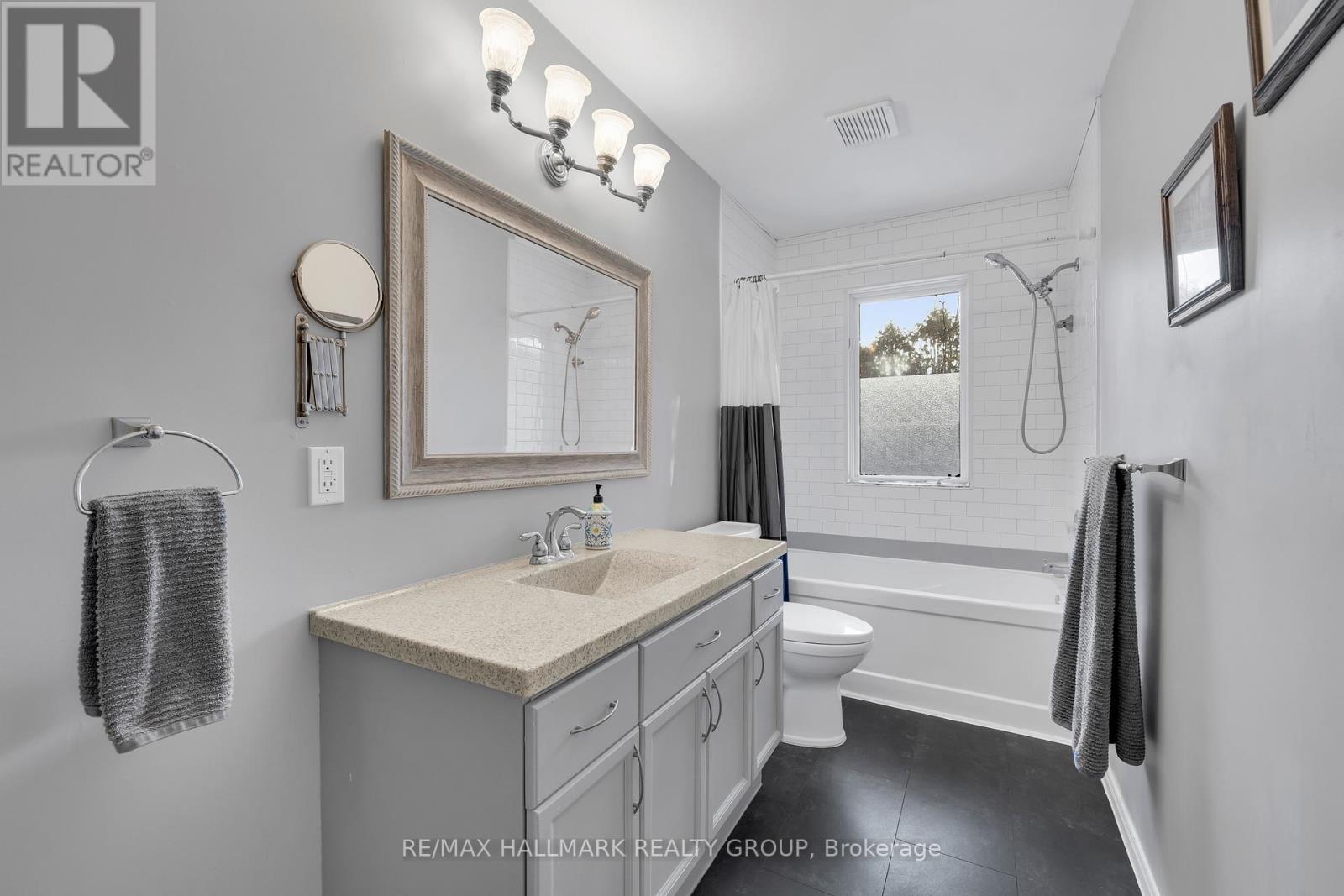 10 Frederick Street, Lansdowne Village, Ontario  K0E 1L0 - Photo 25 - X12610658