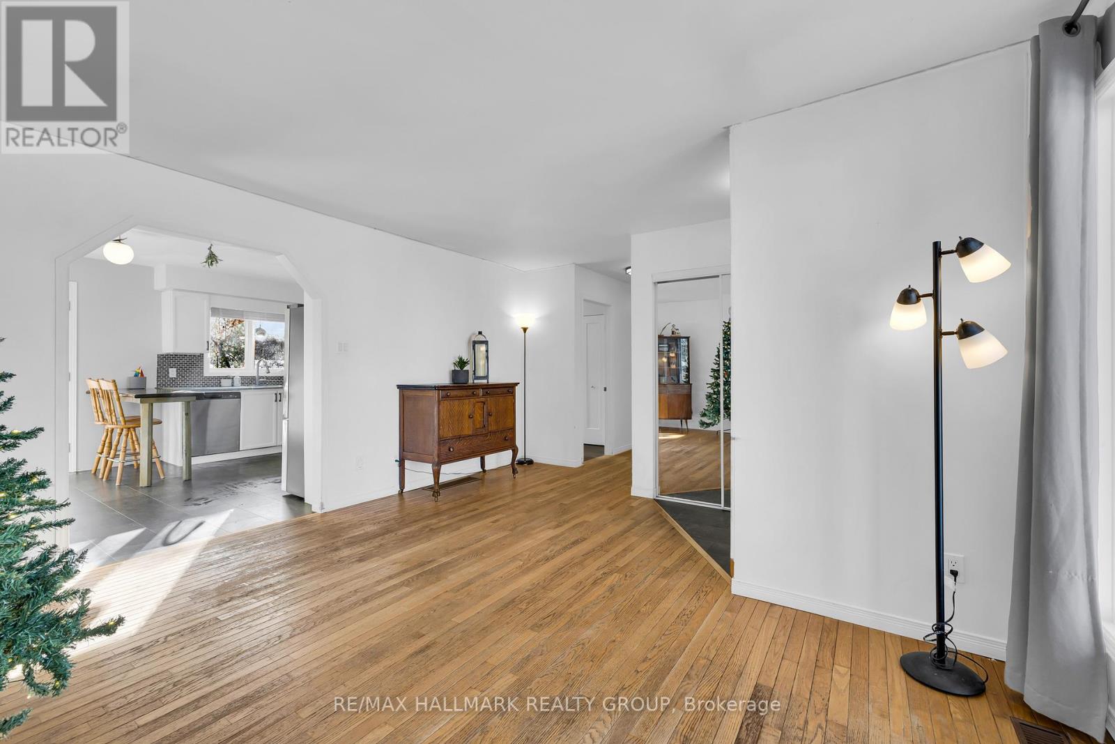 10 Frederick Street, Lansdowne Village, Ontario  K0E 1L0 - Photo 6 - X12610658