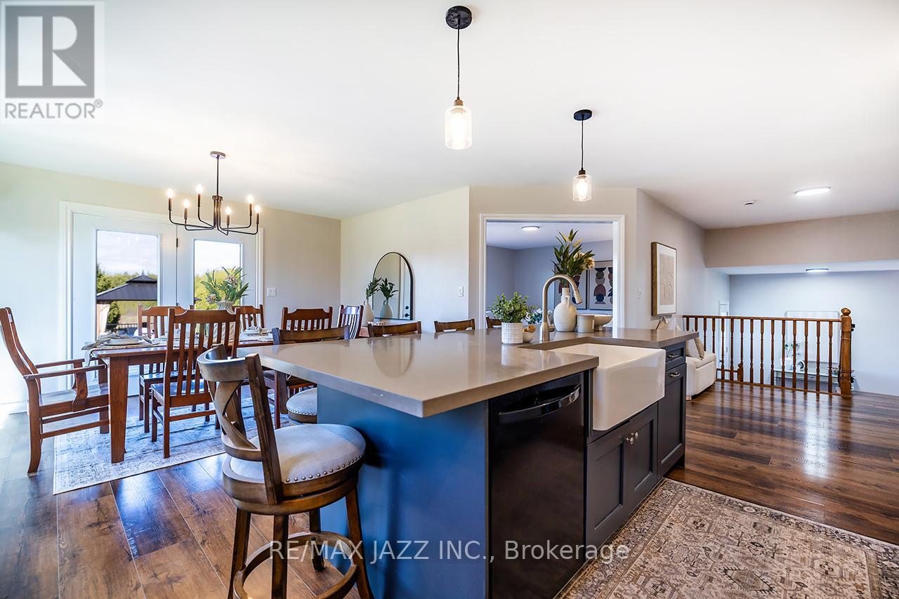 3 Royal Oak Road, Kawartha Lakes (Mariposa), Ontario  K0M 2J0 - Photo 12 - X13073102