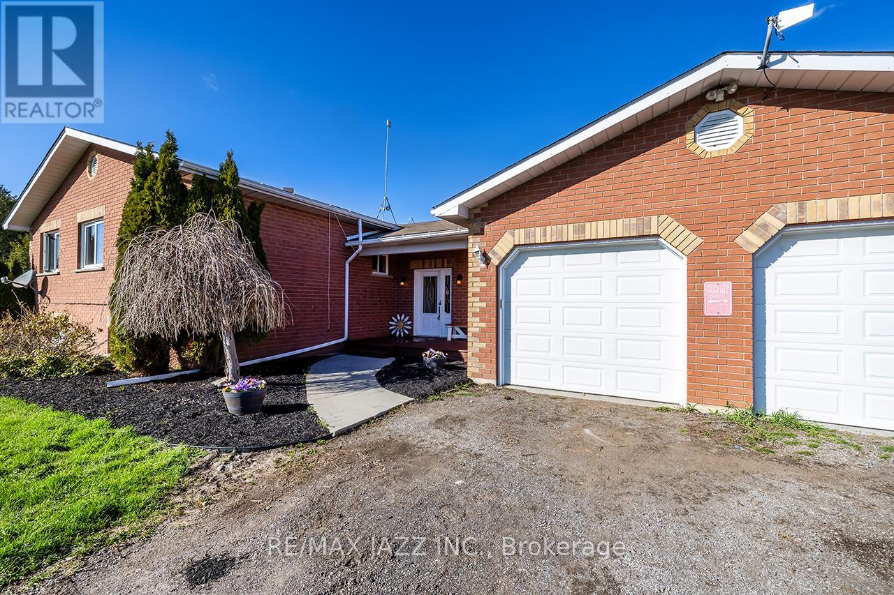 3 Royal Oak Road, Kawartha Lakes (Mariposa), Ontario  K0M 2J0 - Photo 2 - X13073102