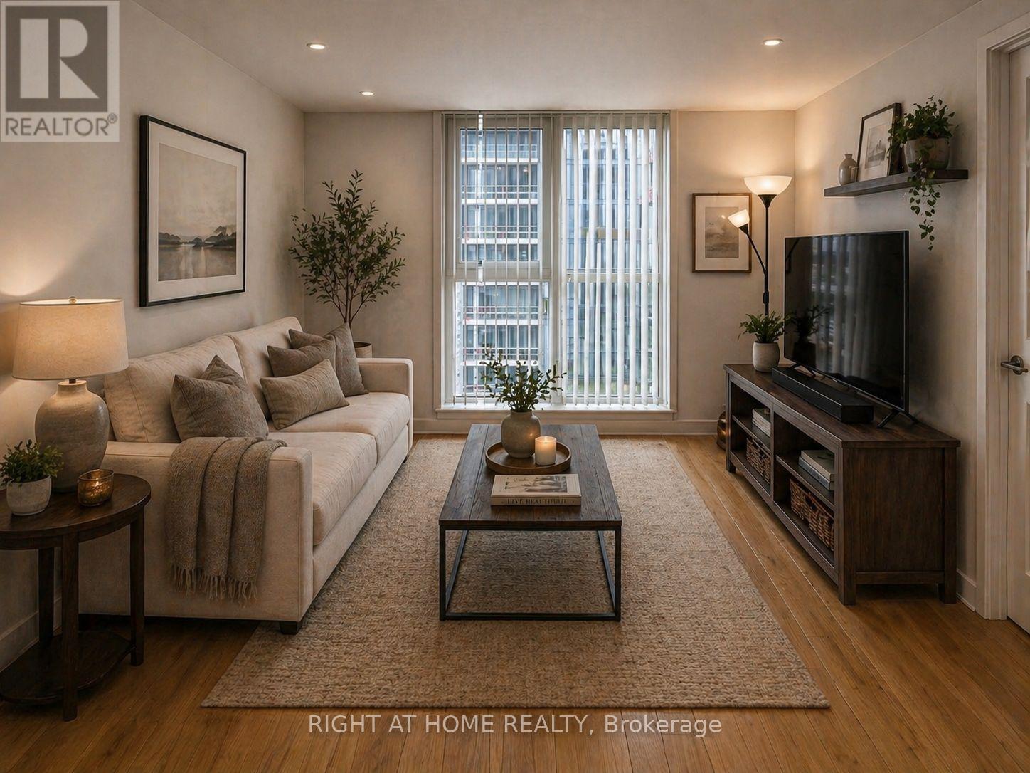 1210 - 179 Metcalfe Street, Ottawa, Ontario  K2P 1P7 - Photo 2 - X13073090