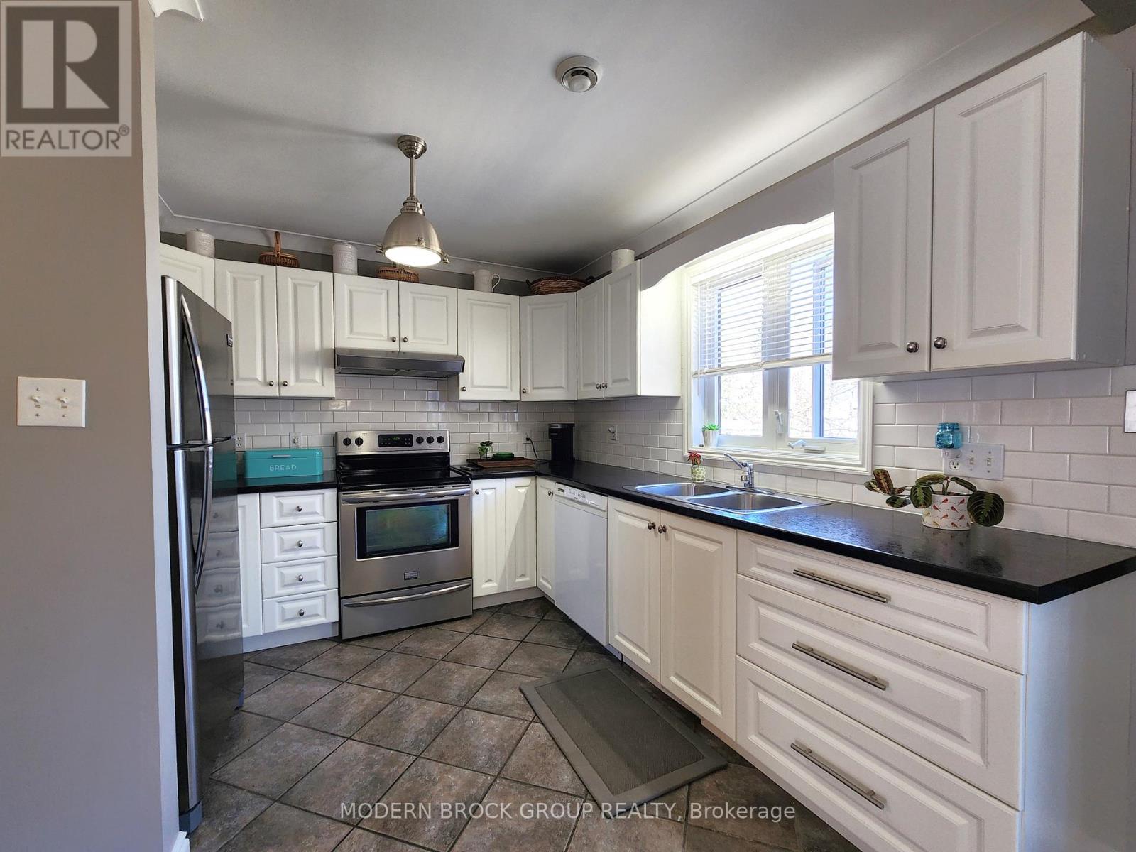 516 King Street, Brockville, Ontario  K6V 3T2 - Photo 18 - X13073158