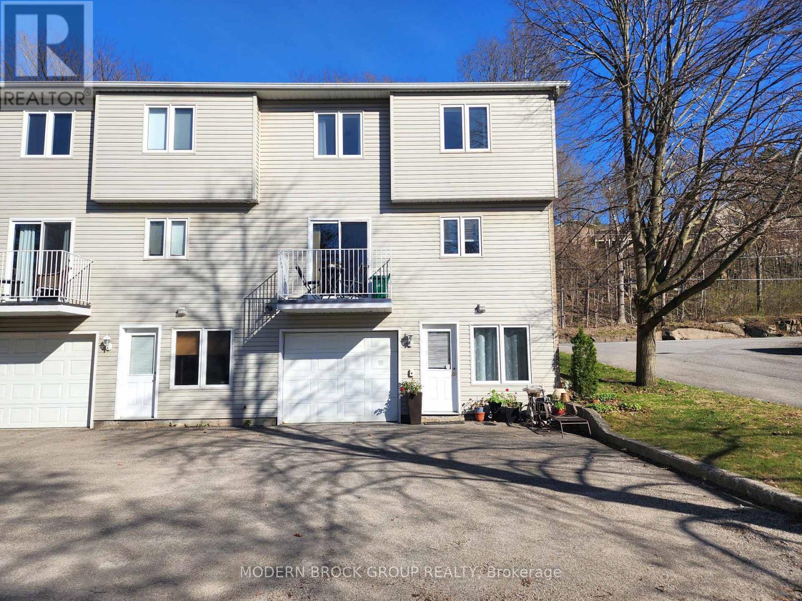 516 King Street, Brockville, Ontario  K6V 3T2 - Photo 2 - X13073158