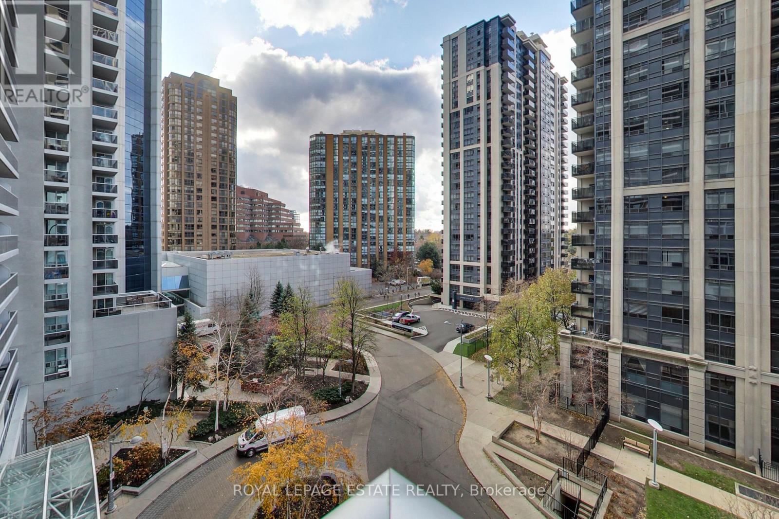 808 - 4978 Yonge Street, Toronto (Lansing-Westgate), Ontario  M2N 7G8 - Photo 23 - C13073134