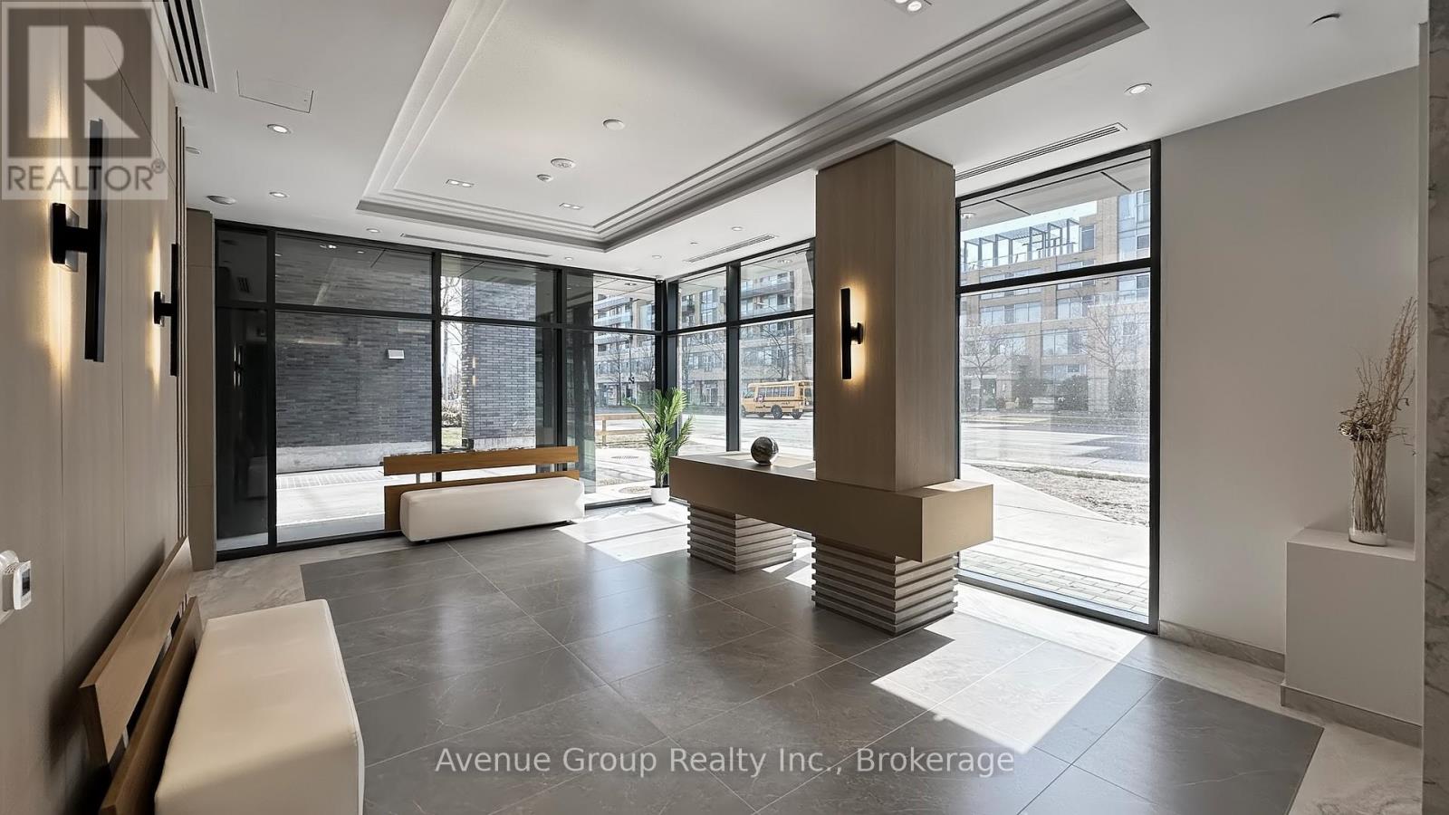 317 - 700 Sheppard Avenue W, Toronto (Bathurst Manor), Ontario  M3H 0G5 - Photo 5 - C13073144