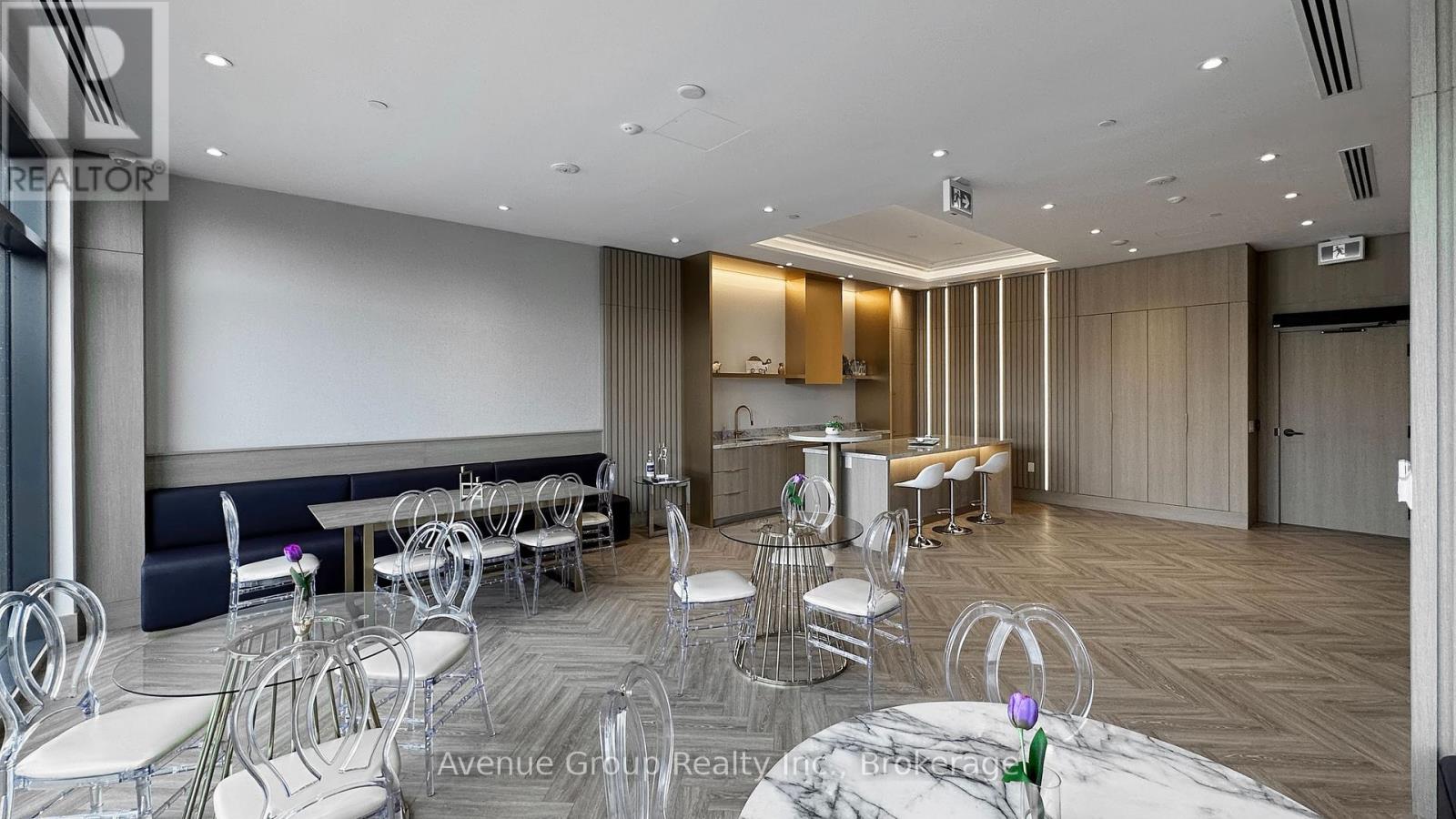 317 - 700 Sheppard Avenue W, Toronto (Bathurst Manor), Ontario  M3H 0G5 - Photo 9 - C13073144