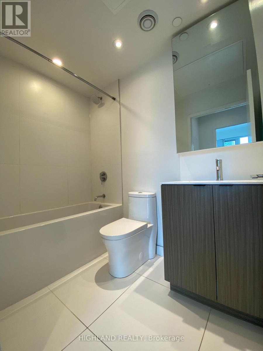 2816 - 20 Edward Street, Toronto (Bay Street Corridor), Ontario  M5G 1C9 - Photo 7 - C13073154