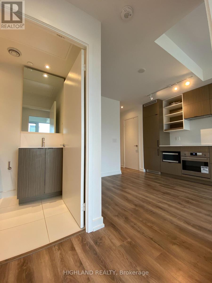 2816 - 20 Edward Street, Toronto (Bay Street Corridor), Ontario  M5G 1C9 - Photo 8 - C13073154