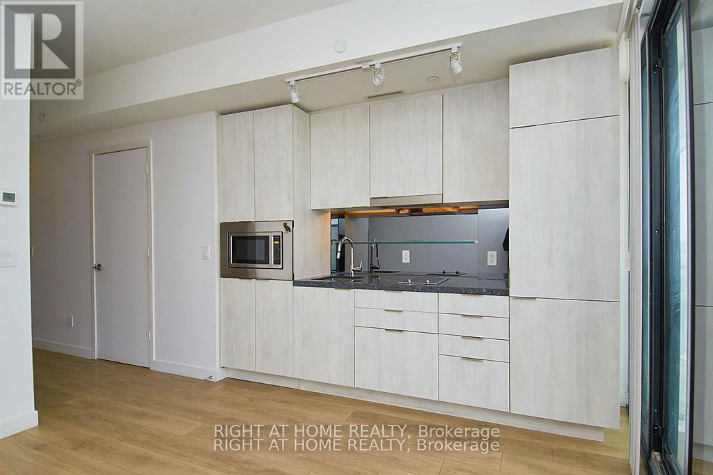 2406 - 215 QUEEN STREET W, toronto (waterfront communities), Ontario