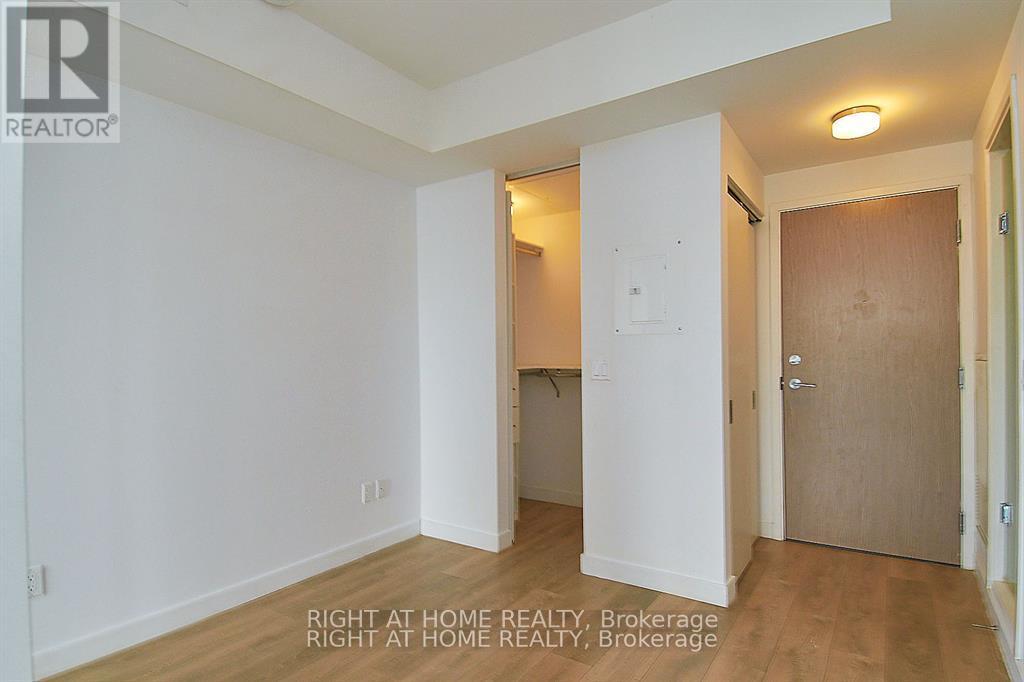 2406 - 215 Queen Street W, Toronto (Waterfront Communities), Ontario  M5V 0P5 - Photo 6 - C13073174