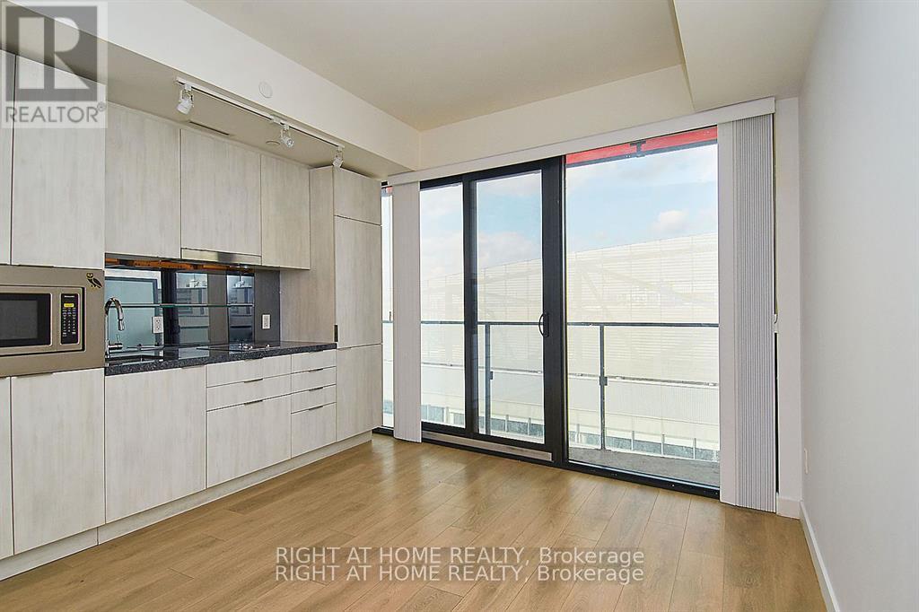 2406 - 215 Queen Street W, Toronto (Waterfront Communities), Ontario  M5V 0P5 - Photo 9 - C13073174