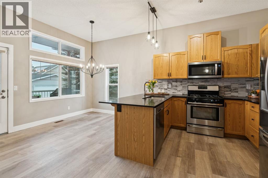 17 Prestwick Pond Terrace SE, Calgary, Alberta  T2Z 3Z7 - Photo 14 - A2303713