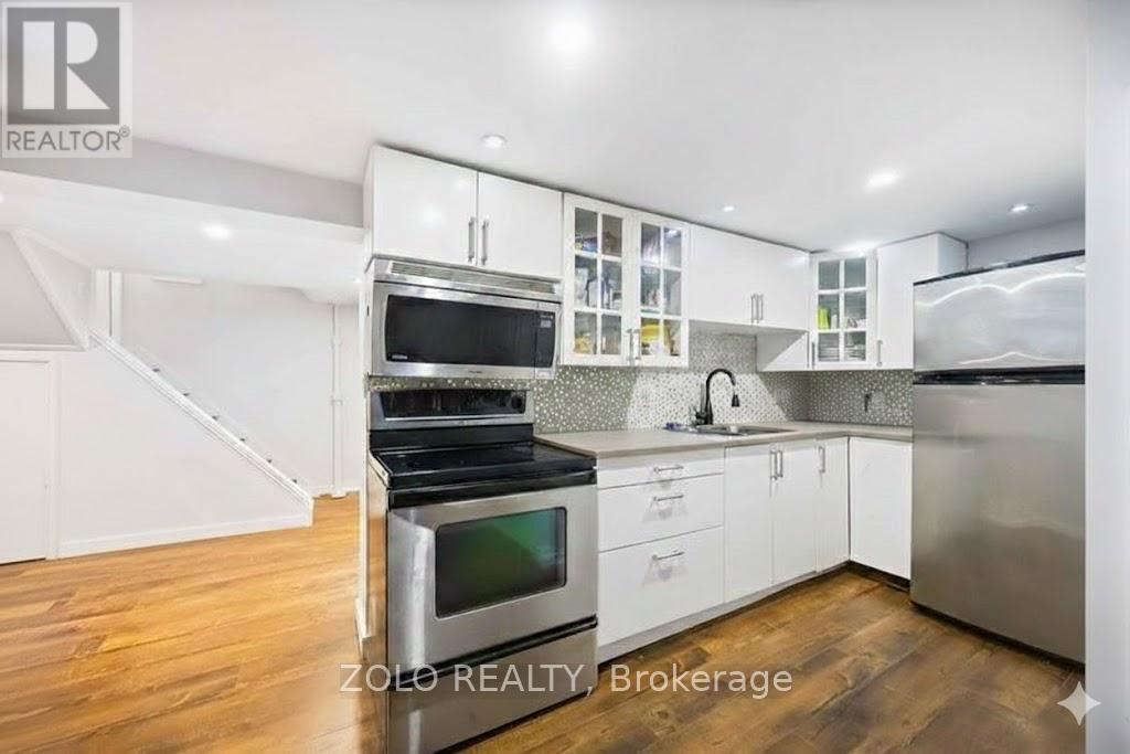 461 O'connor Drive, Toronto (East York), Ontario  M4J 2W8 - Photo 18 - E13073042
