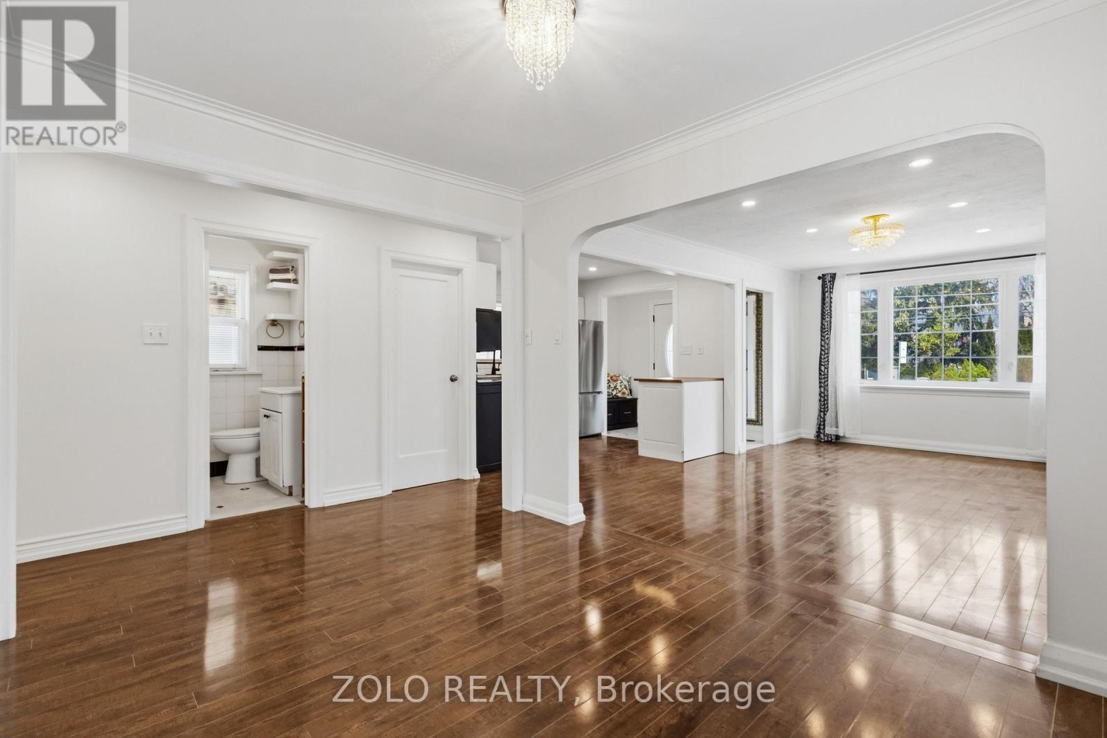 461 O'connor Drive, Toronto (East York), Ontario  M4J 2W8 - Photo 3 - E13073042