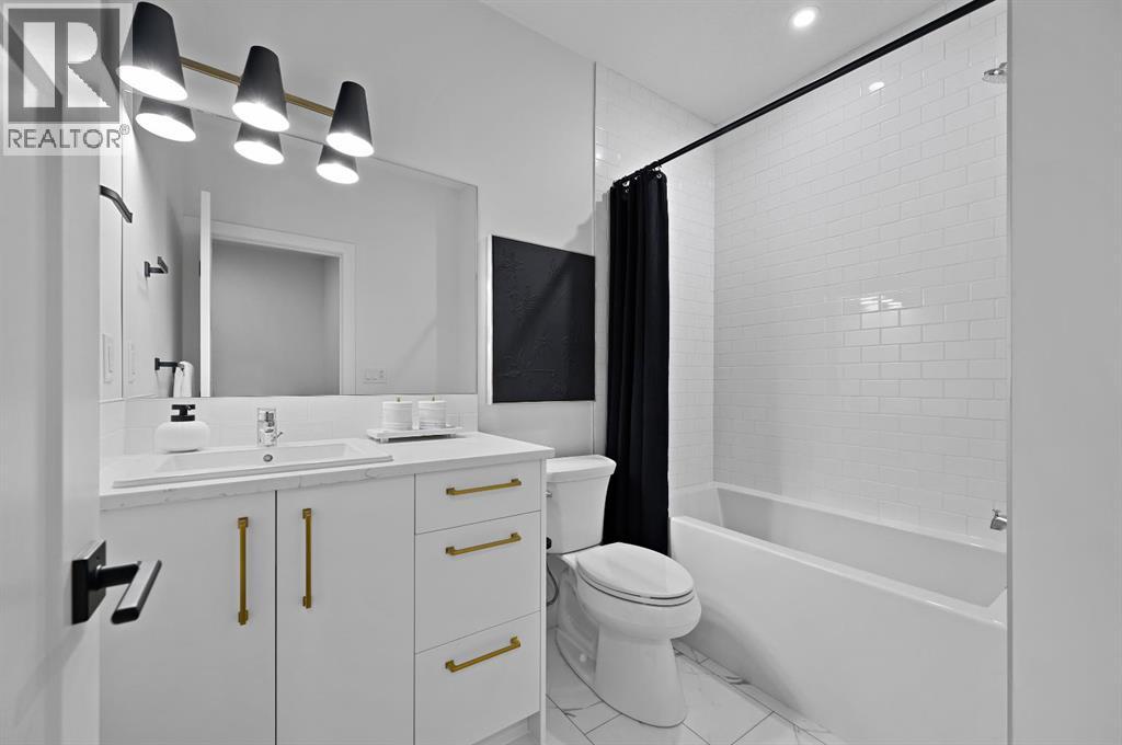 6 Westland Park Sw, Calgary, Alberta  T3H 0W1 - Photo 36 - A2302165