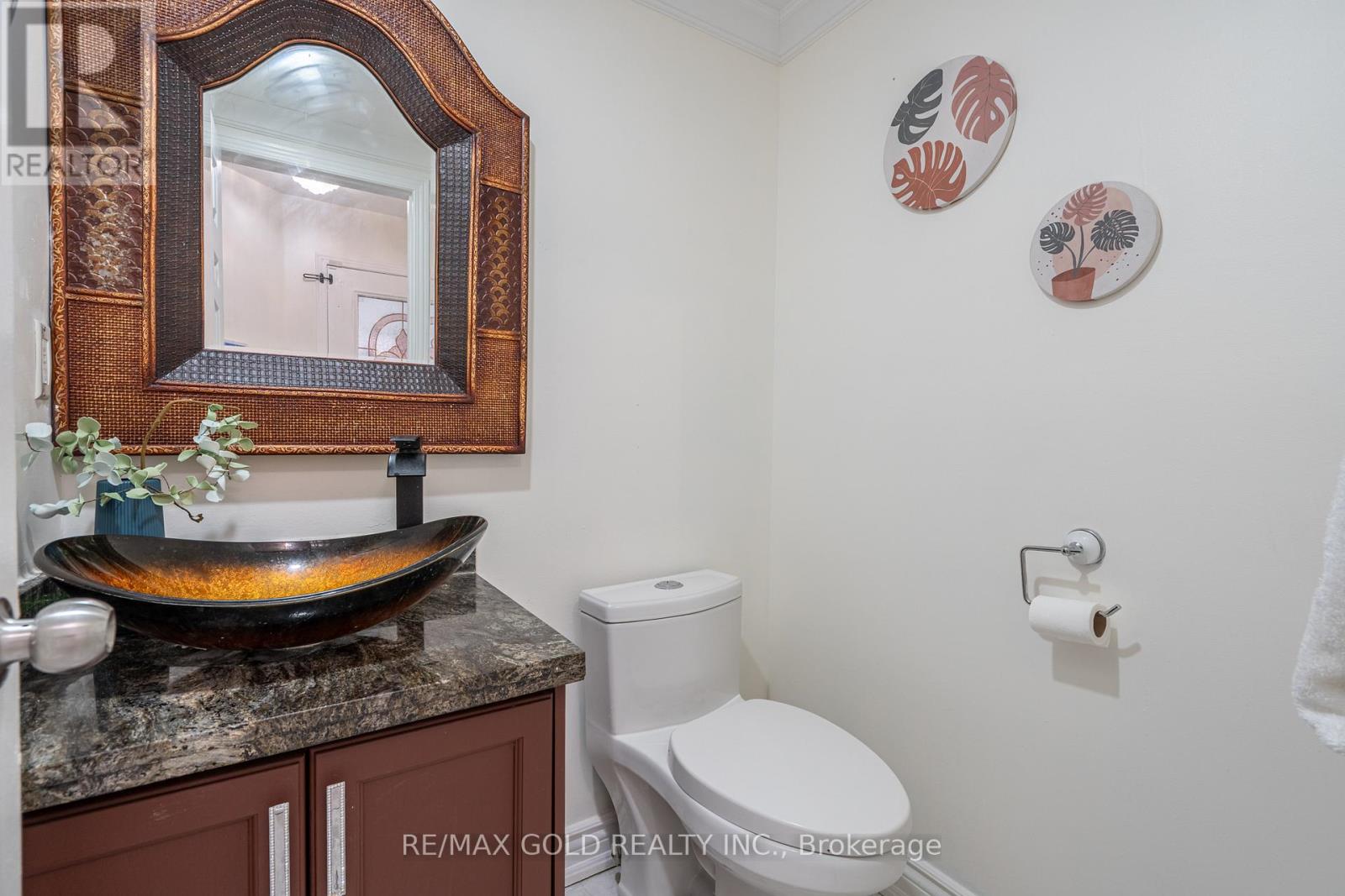 172 Desert Sand Drive, Brampton, Ontario  L6R 1P8 - Photo 7 - W13069066