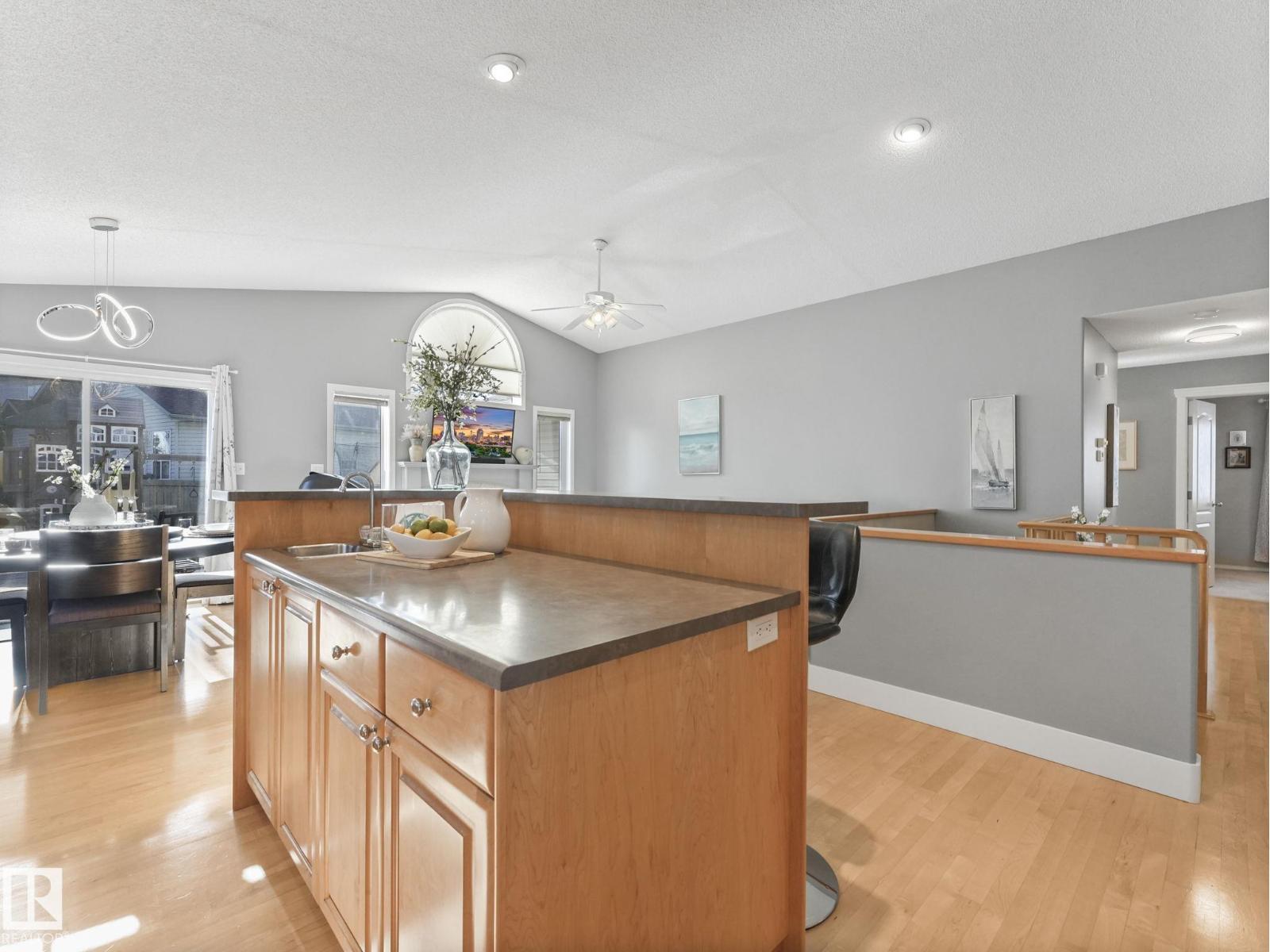 3 Renaud Co, Beaumont, Alberta  T4X 1P1 - Photo 11 - E4485372