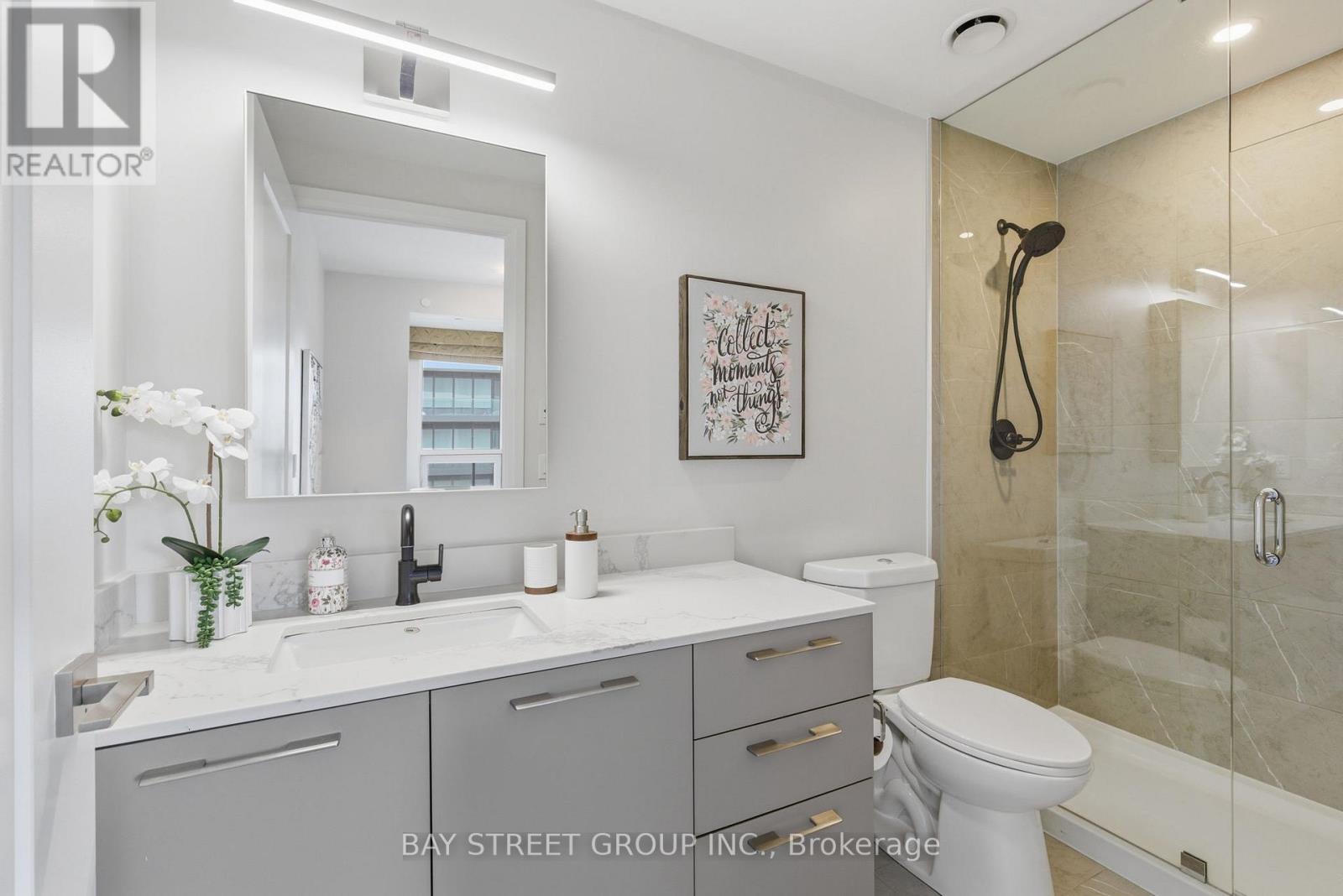 723 - 38 Water Walk Drive, Markham (Unionville), Ontario  L3R 6M8 - Photo 14 - N13073106