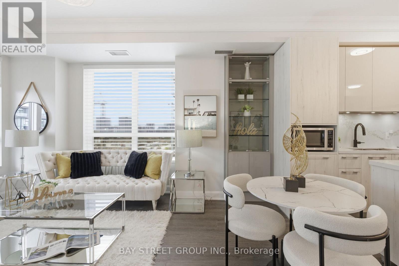 723 - 38 Water Walk Drive, Markham (Unionville), Ontario  L3R 6M8 - Photo 15 - N13073106