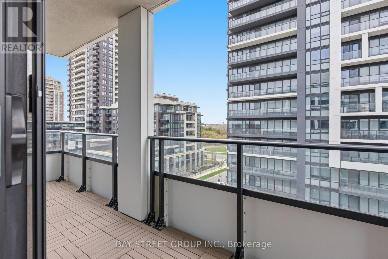 723 - 38 Water Walk Drive, Markham (Unionville), Ontario  L3R 6M8 - Photo 20 - N13073106
