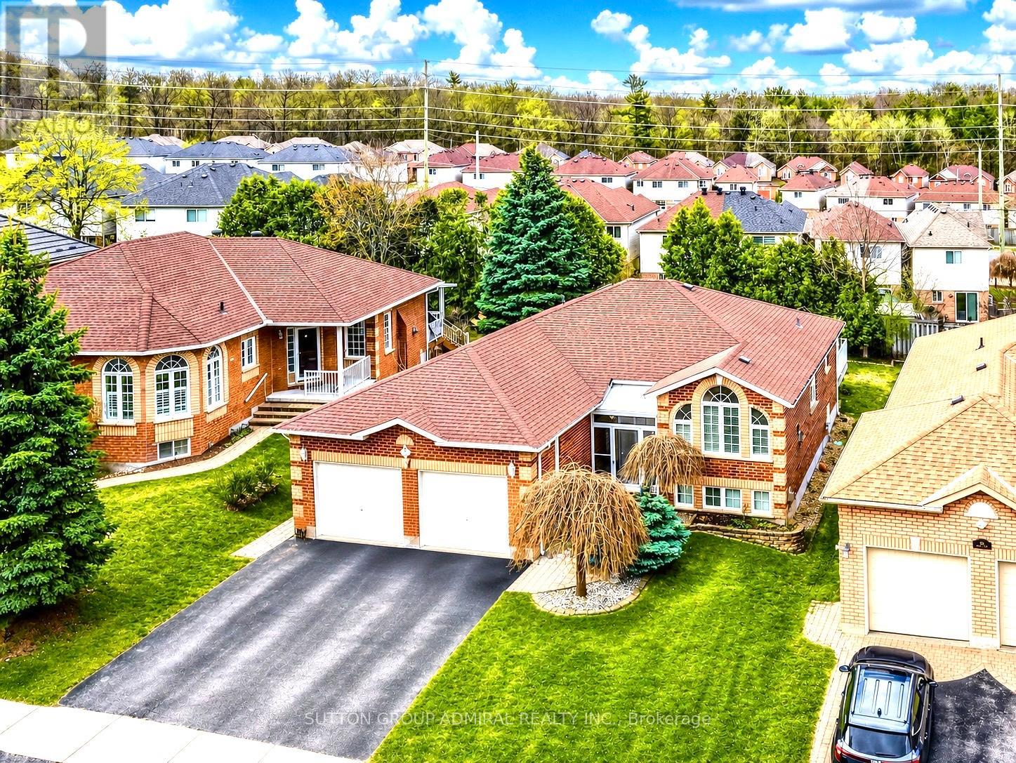 164 Wildwood Trail, Barrie, Ontario  L4N 7Z7 - Photo 3 - S13073108